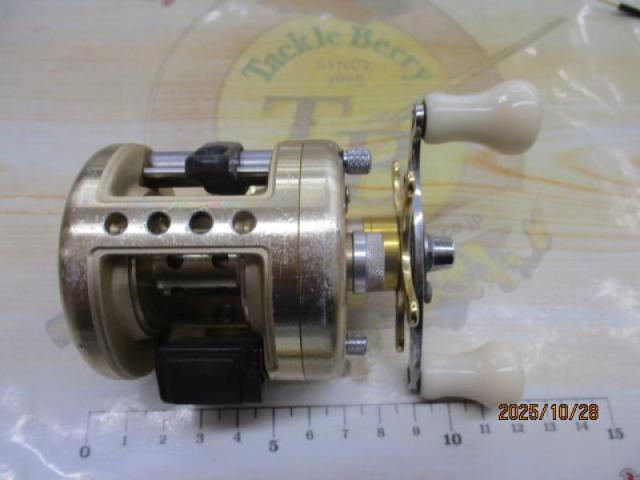 カルカッタ 100XT｜＠ベリーネット 日本最大新品中古釣具WEBショップ