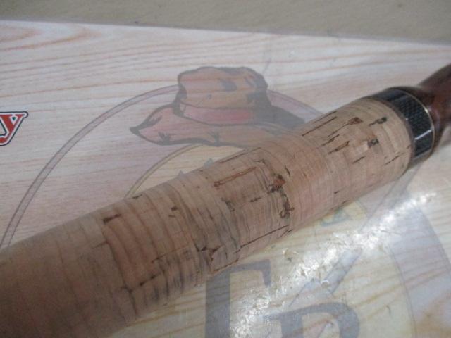 ワールドシャウラ 2833RS-2 (レッドタイプ)