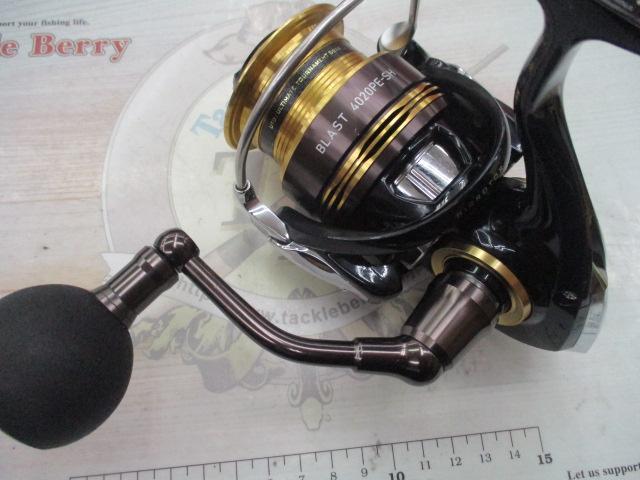 【美品】ダイワ BLAST 4020PE-SH スピニングリール PEライン付き 13ブラスト 4020PE-SH｜＠ベリーネット 日本最大新品中古釣具WEB