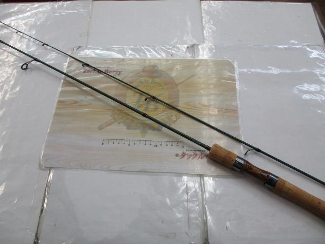 トラッタストリームⅣ 562L