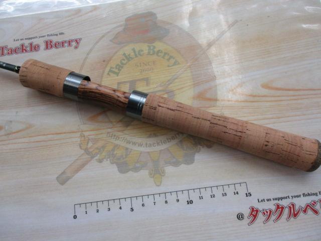 トラッタストリームⅣ 562L