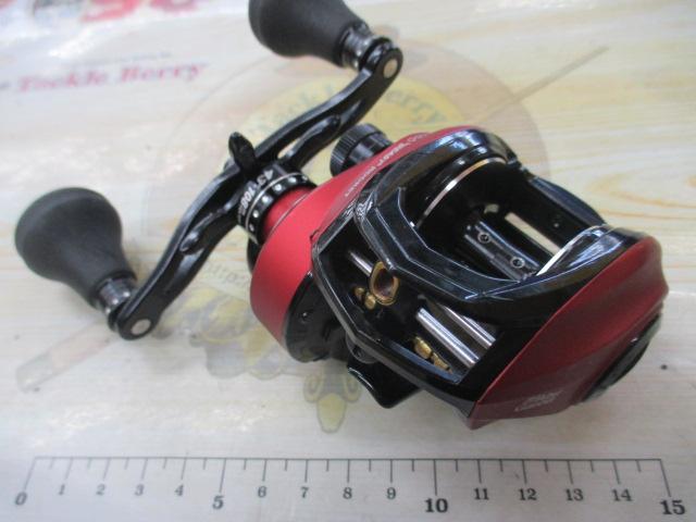Abu Garcia レボビースト 40 ROCKET 右 BEAST 9.2 REVO BEAST ROCKET（レボ・ビースト ロケット）｜AbuGarcia