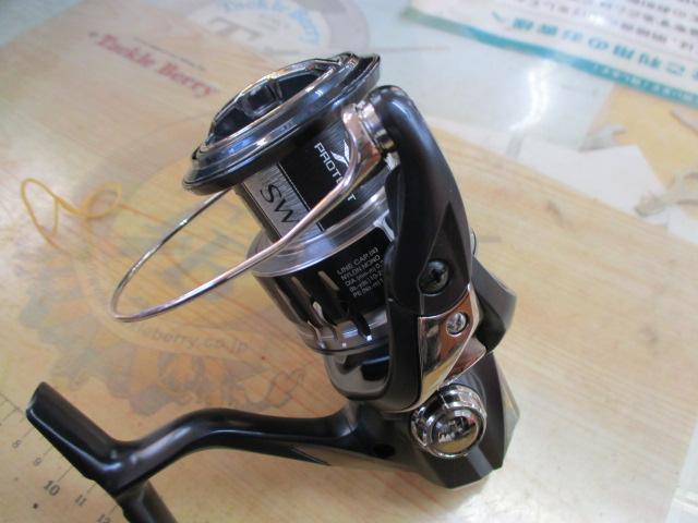 【中古品】シマノ 20ストラディック SW4000XG 楽天市場】【中古】シマノ(SHIMANO) スピニングリール 20 ストラ