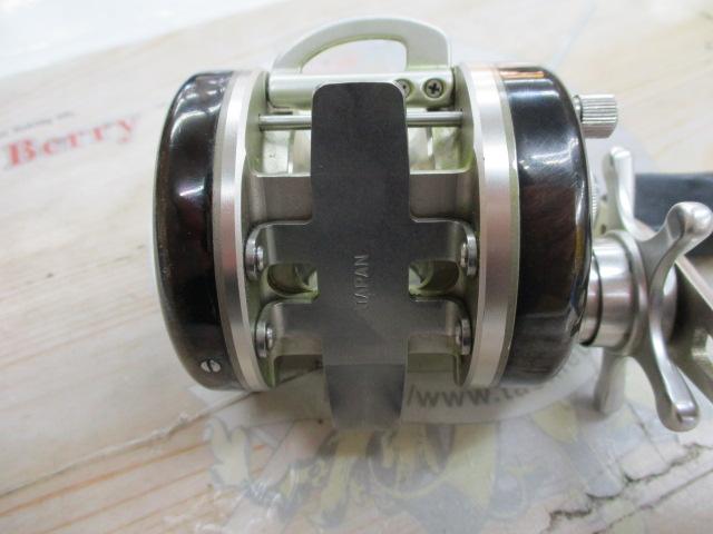 バリウスF300 バリウスF300 ｜＠ベリーネット 日本最大新品中古釣具WEBショップ