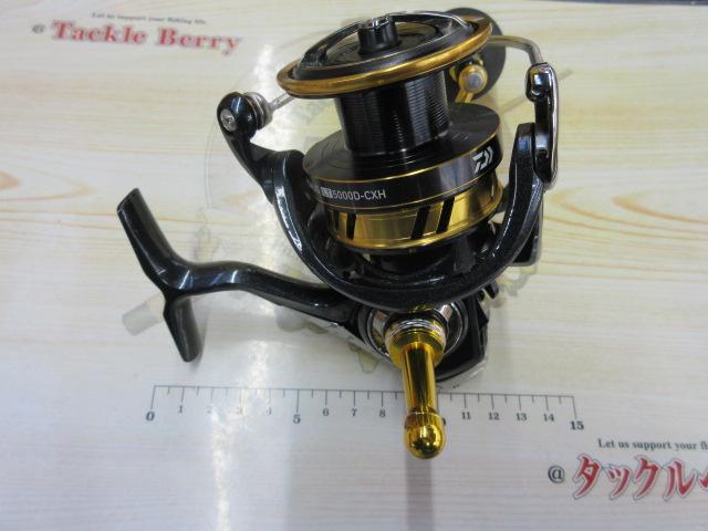 送料込☆ダイワ18レガリス5000D-CXH ゴメクサスハンドルノブ、スタンド