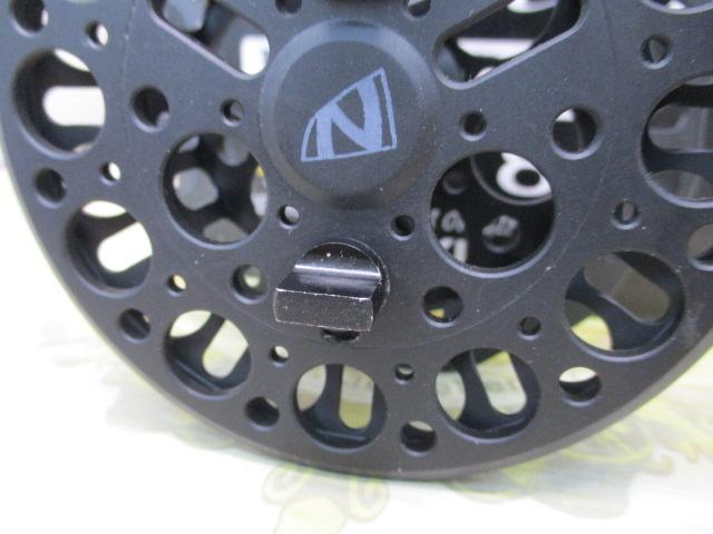 インヴィクタクロダイMBリミテッド85