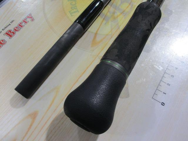 ラベージ RVC-800XH ファルコン(ブラック/ライムグリーン)