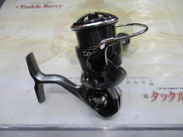 25カルディア FC-LT2500S-H ダイワ カルディア FC LT2500S-H (リール) 価格比較 - 価格.com