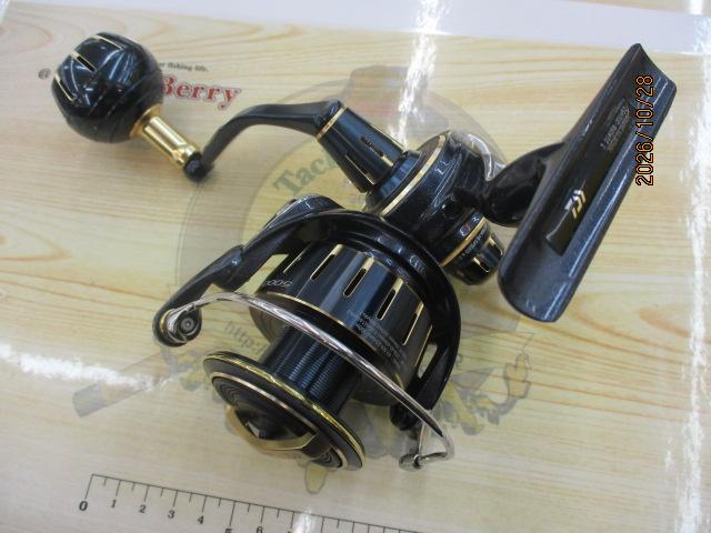 ダイワ 実釣未使用 23ソルティガ5000-XH SLP浅溝スプール付 ダイワ 実釣未使用 23ソルティガ5000-XH SLP浅溝スプール付