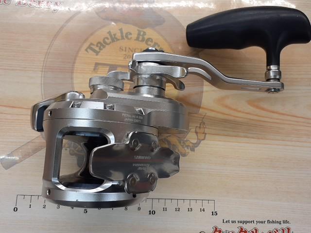 17オシアジガー 2000NRHG｜＠ベリーネット 日本最大新品中古釣具WEB