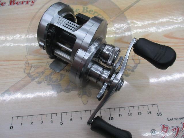 カルカッタコンクエストDC 101HG シマノ カルカッタ コンクエスト DC 101HG 左 (リール) 価格比較