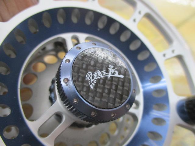 黒鯛師 THEヘチリミテッド 88W-SB シルバー/ブルー