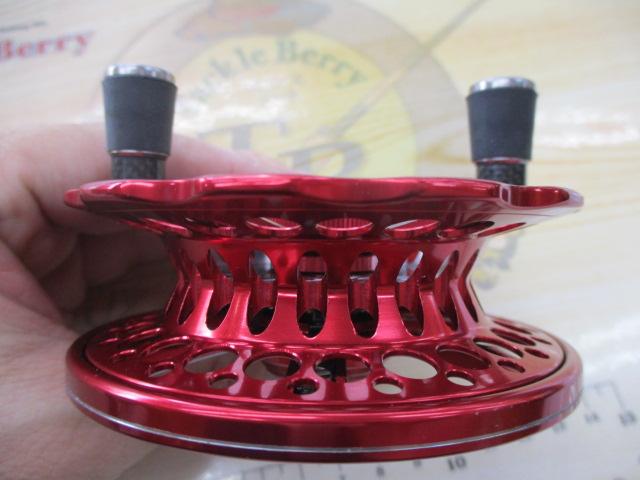 黒鯛師 THEアスリートヘチ 88W-RS レッド/シルバー