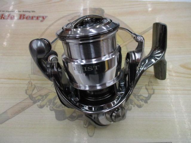 最終値下【新品未使用】22 イグジスト SF SF2000SS-P ダイワ イグジスト SF2000SS-P (リール) 価格比較 - 価格.com