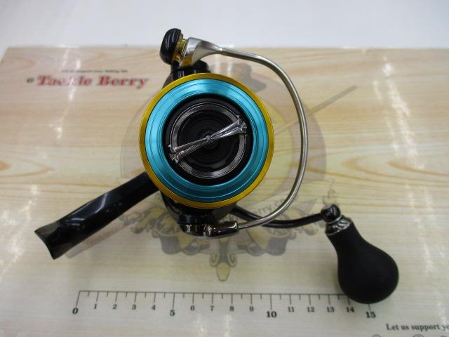 17エメラルダスMX 2508PE-H ダイワ 17エメラルダス MX 2508PE-H-DH/M420M エギング リール 美品