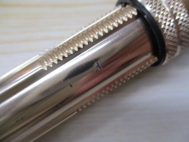 アリゲーター 200LE