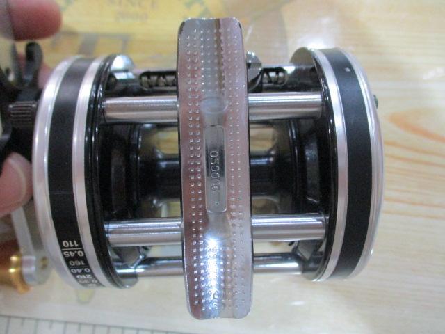 6000C3 ハイスピードウィンチ シルバー/ゴールドクレスト