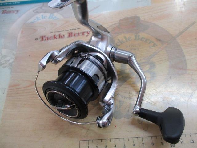 19ストラディック4000mhg 極美品 Amazon | シマノ(SHIMANO) スピニングリール 19 ストラディック