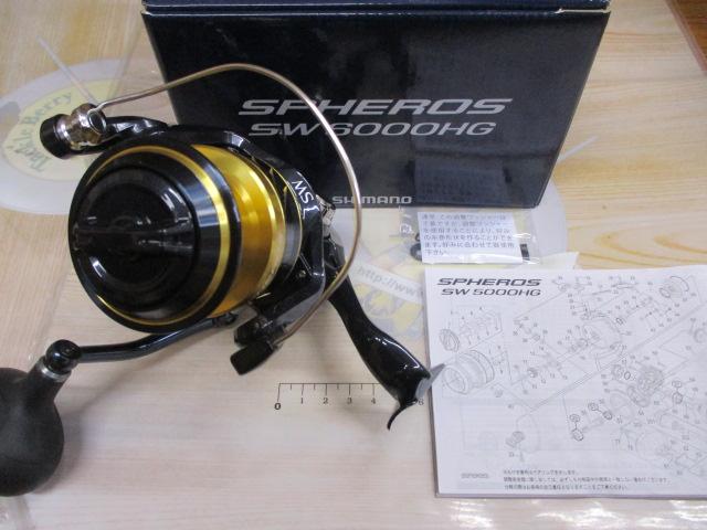 N*g様 21 スフェロス SW 6000HG 21スフェロスSW 6000HG ゴメクサスハンドルノブ＋リールスタンド付き