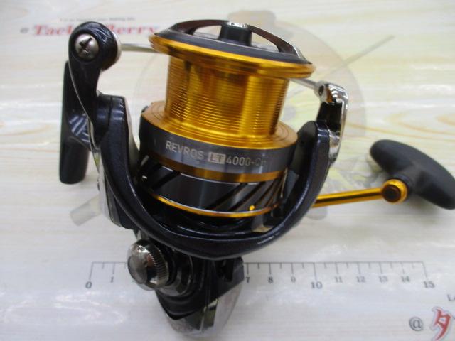 御百姓　ダイワ　レブロスLT4000-CH 未使用品 御百姓 ダイワ レブロスLT4000-CH 未使用品 リール ダイワ レブロス