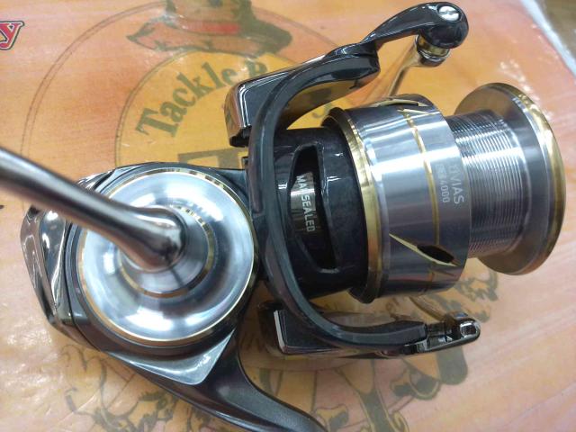 20ルビアス LT4000-CXH｜＠ベリーネット 日本最大新品中古釣具WEBショップ