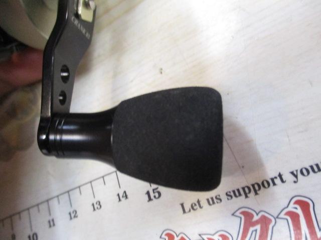 カセ筏師 ディープフォース V80-BG ブラック/ゴールド(左)