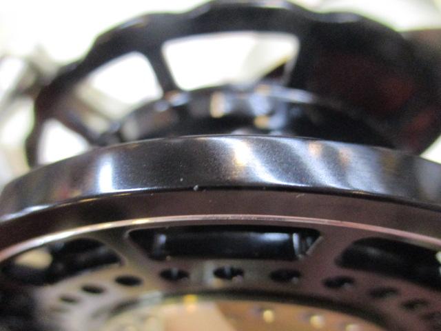 カセ筏師 ディープフォース V80-BG ブラック/ゴールド(左)