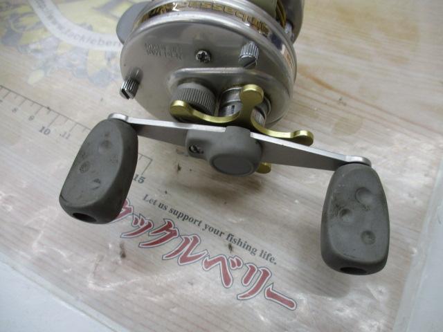 UC4600C シルバー