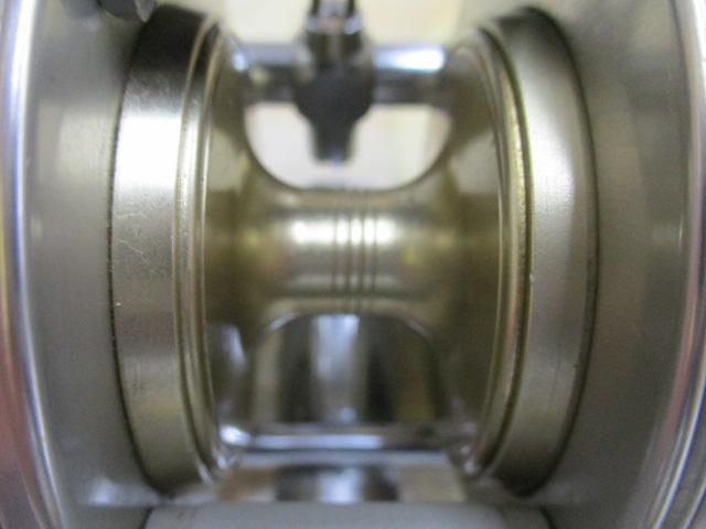 UC4600C シルバー