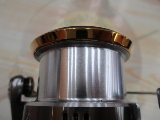 18ステラ　c3000mhg 超美品‼️ シマノ（SHIMANO） 18 ステラ C3000MHG / スピニングリール : つり具の