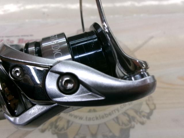 19ストラディック C2000S