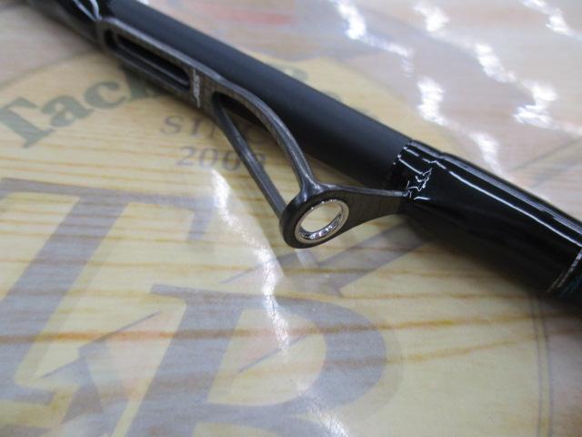 エメラルダスストイスト AGS IL 83M