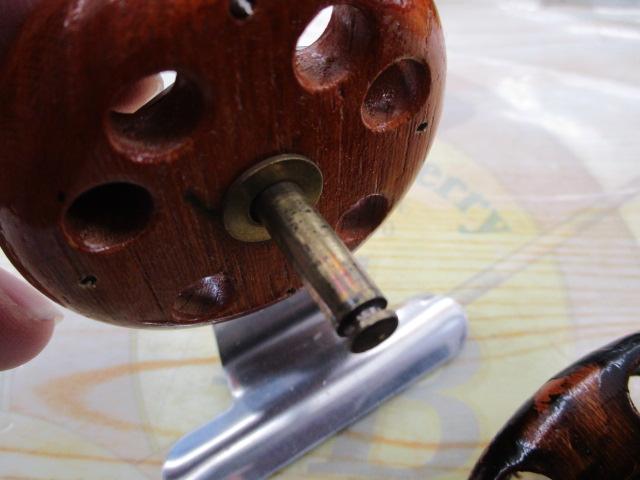重利作 手作り木製リール86