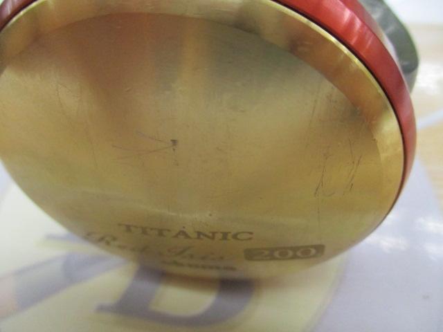 タイタニックレッドアイシス200