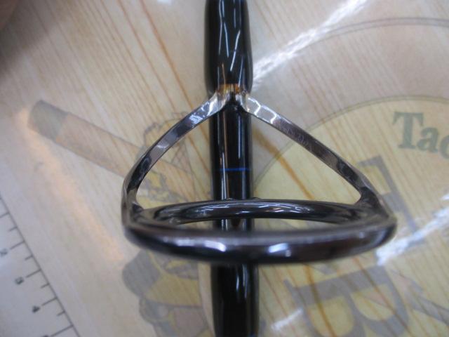 アクイラ 82 AY825 SWIM