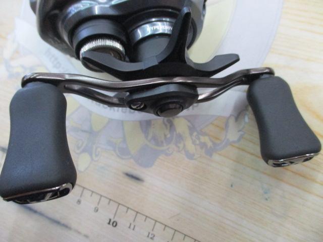 25タトゥーラsv tw100XHL最終価格！早い者勝ち ダイワ ベイトリール 25タトゥーラ SV TW 100(右): 釣具の