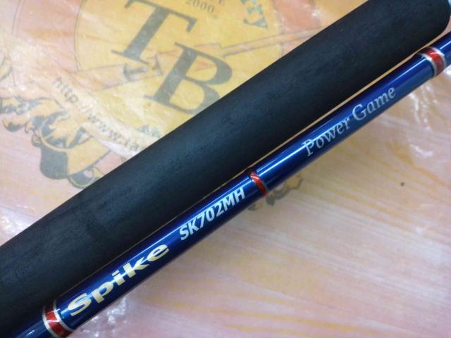 スパイク SK702MH