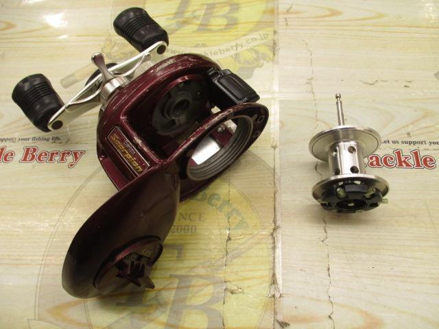 メタニウムXT RH(赤)