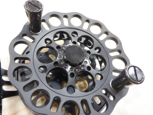 インヴィクタクロダイMBリミテッド85