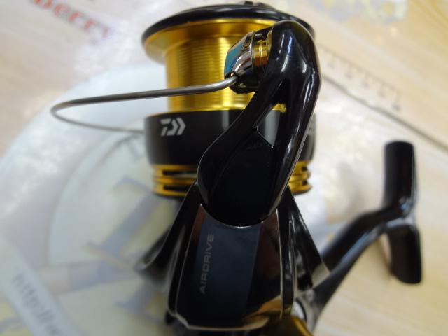 【新品　未使用】レガリス LT4000-CXH 23レガリス LT4000-CXH｜＠ベリーネット 日本最大新品中古釣具WEBショップ