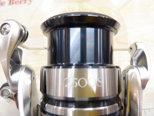 19ストラディック 2500S