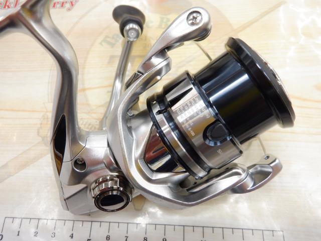 19ストラディック 2500S