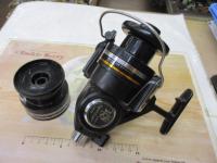 プロスカイヤー7スーパーライト 右(磯物/細糸)