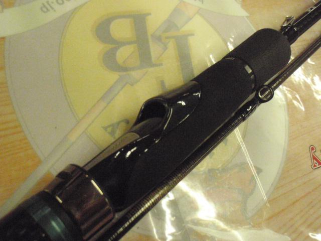 エメラルダスストイスト AGS76M-SMTT