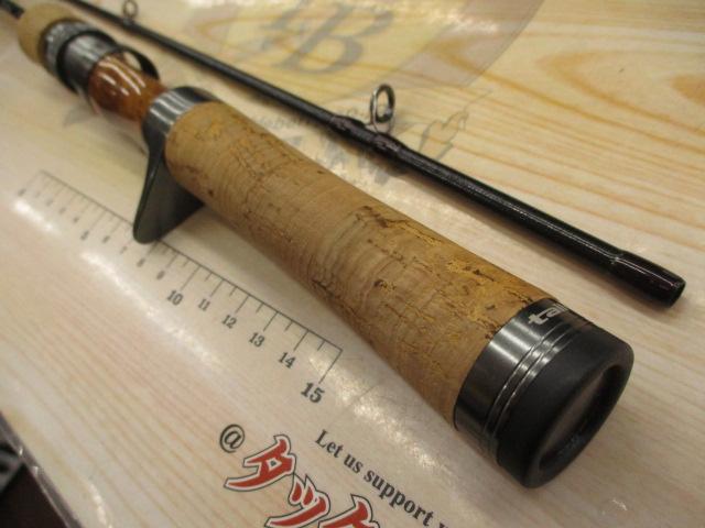 トラウティアフェリークC49L/G