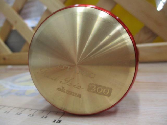 タイタニックレッドアイシス300