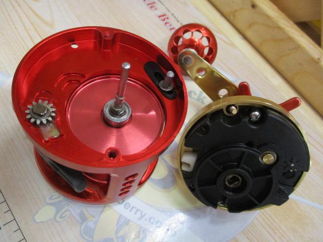 タイタニックレッドアイシス300