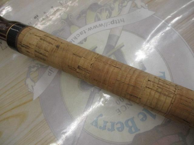 ワールドシャウラ 2751R-2 (レッドタイプ)