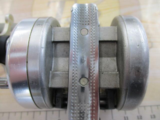 SM1600C シルバー(リムステッカーなし)