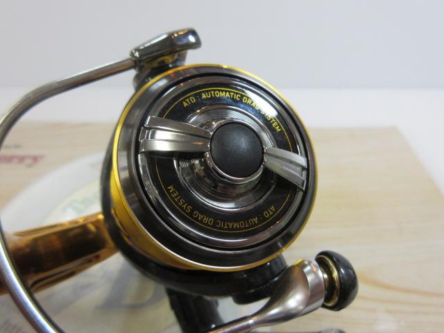 19ラグザス 2500H-LBD